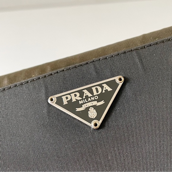 Prada two tone brown nylon Velcro trifold wallet - Picture 3 of 11